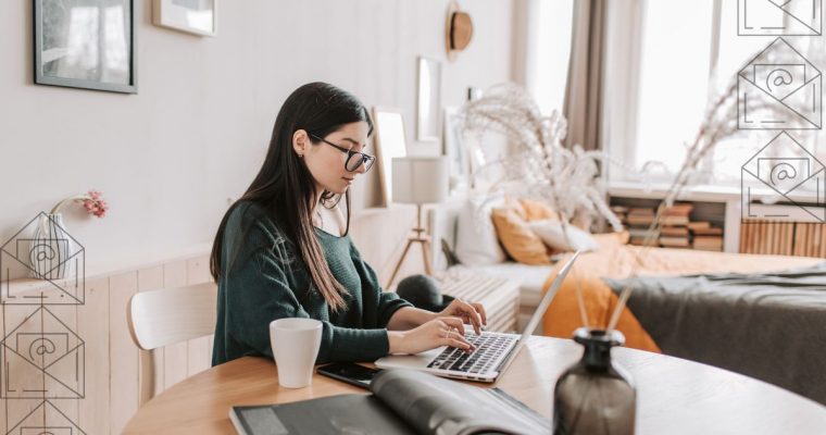 How to send a Canva newsletter by email using images, links, or embed options, plus how to print your design. Simple steps for beginners.